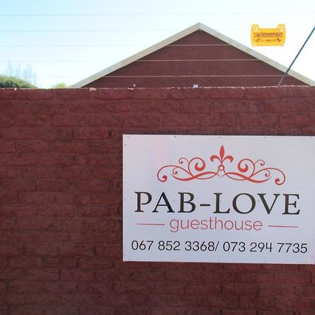 Pab-Love Guest House Kuruman Eksteriør billede