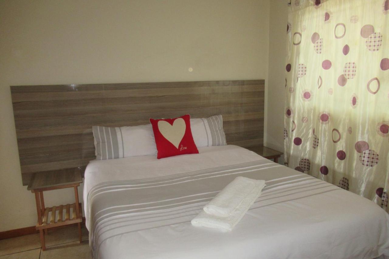 Pab-Love Guest House Kuruman Eksteriør billede