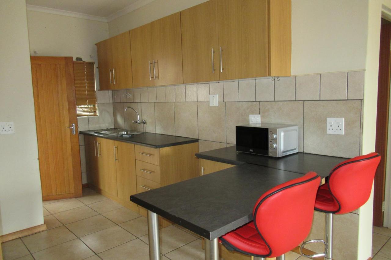 Pab-Love Guest House Kuruman Eksteriør billede