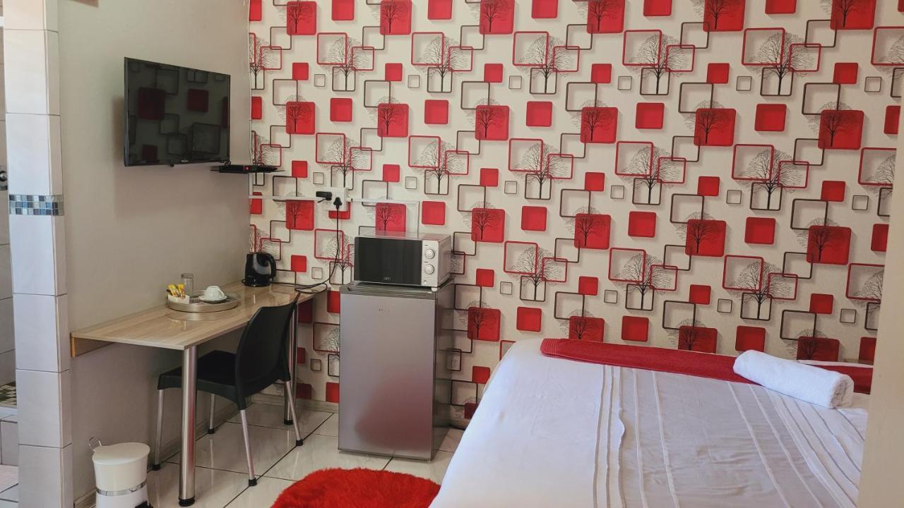 Pab-Love Guest House Kuruman Eksteriør billede