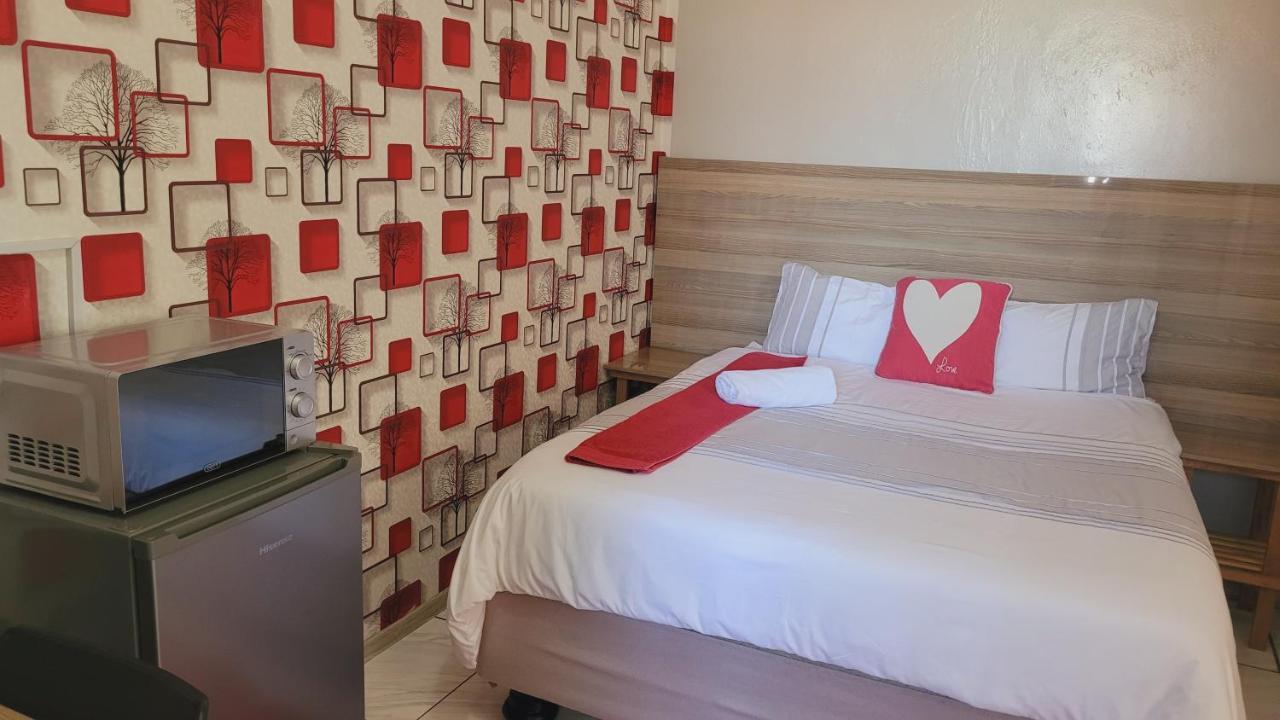 Pab-Love Guest House Kuruman Eksteriør billede