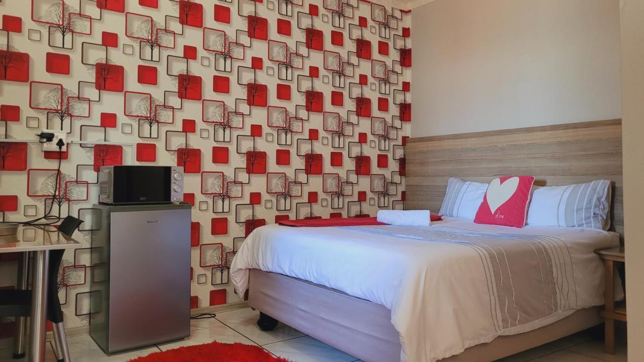 Pab-Love Guest House Kuruman Eksteriør billede