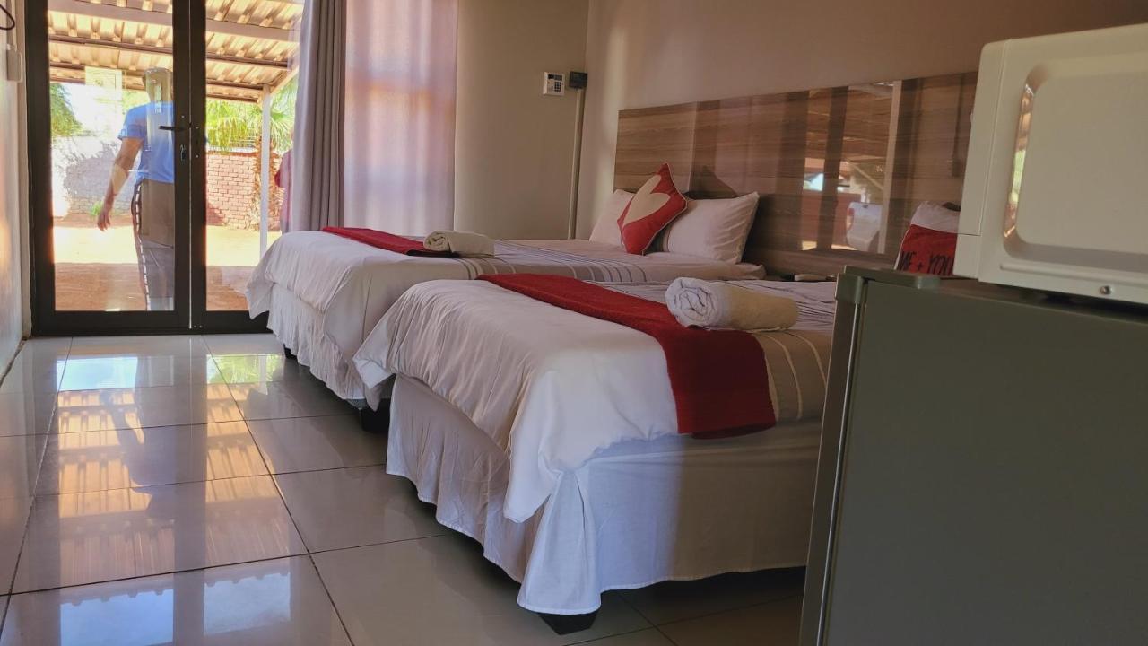 Pab-Love Guest House Kuruman Eksteriør billede